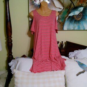 CUPIO DRESS RED AND WHITE SUPER COMFORTABLE SIZE MED